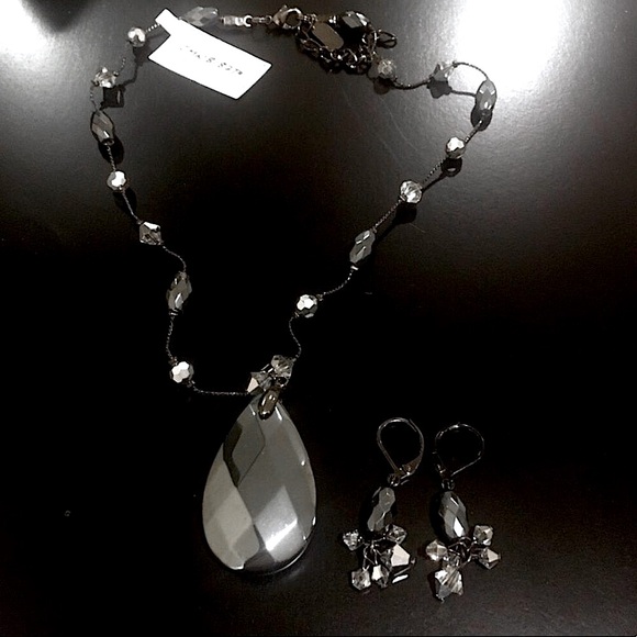 Hematite & Swarovski Crystal Earrings & Necklace - Picture 12 of 14